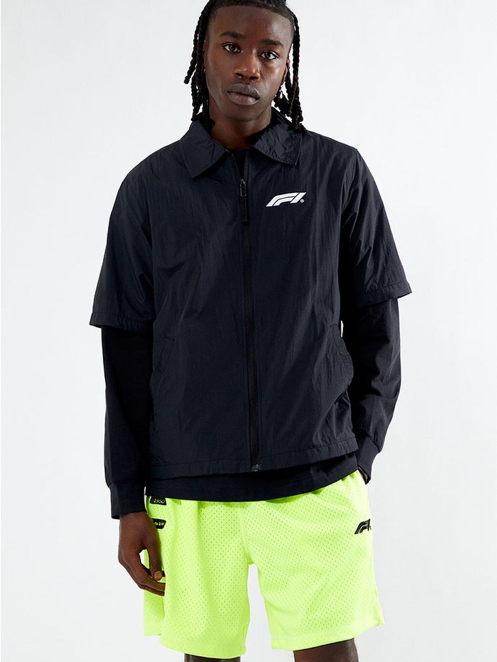 Formula 1 x PacSun Recycled Team Zip Black Short-Sleeve Windbreaker Shirt - Picture 1 of 9